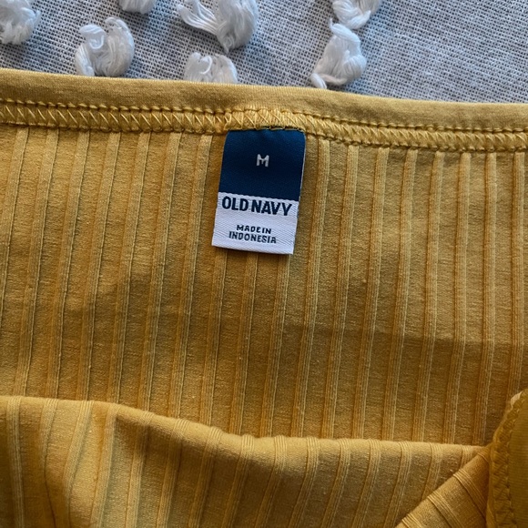 Old navy tank - Picture 3 of 3